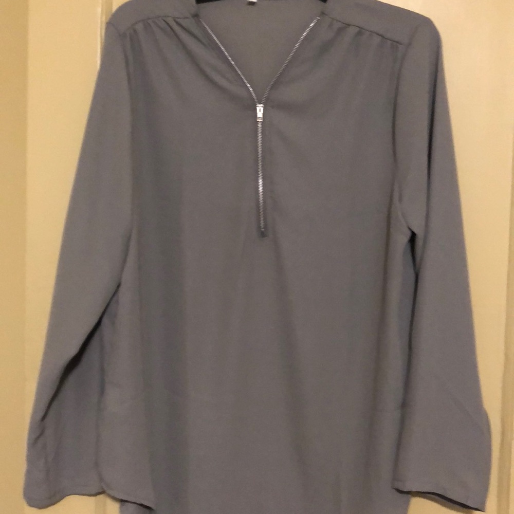 Cute gray zipper up